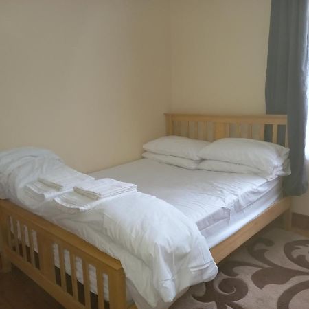Bubblesbnb- 4 Bedroom House London Exterior photo